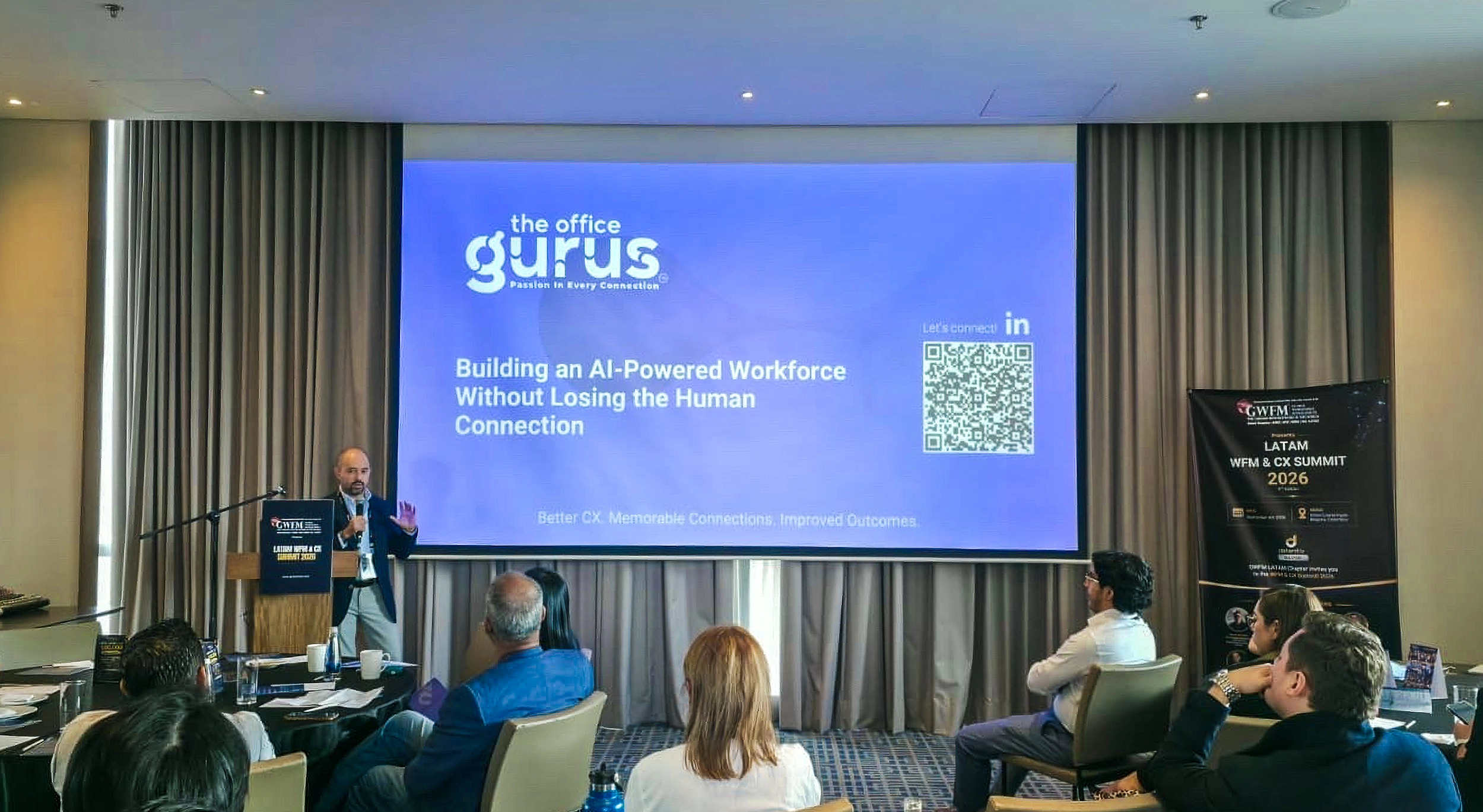 Eduardo Parker presenting at the LATAM WFM & CX Summit 2026